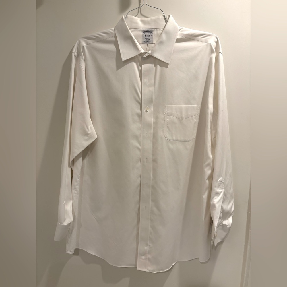 Men’s Brooks Brothers White Button down 17” neck, 33” sleeve.